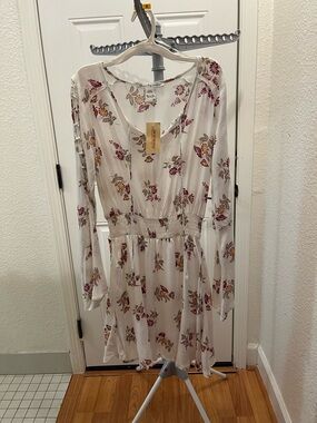 American Rag White Floral Long-Sleeve V-Neck Dress
